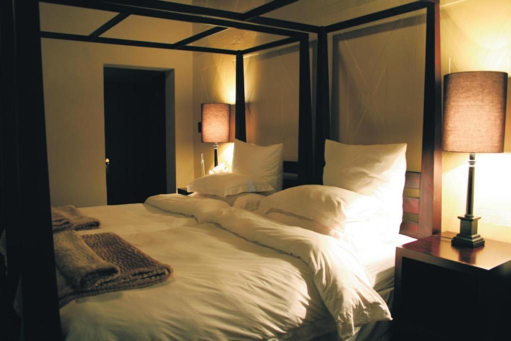 Firlane House Hotel Bredasdorp Bagian luar foto