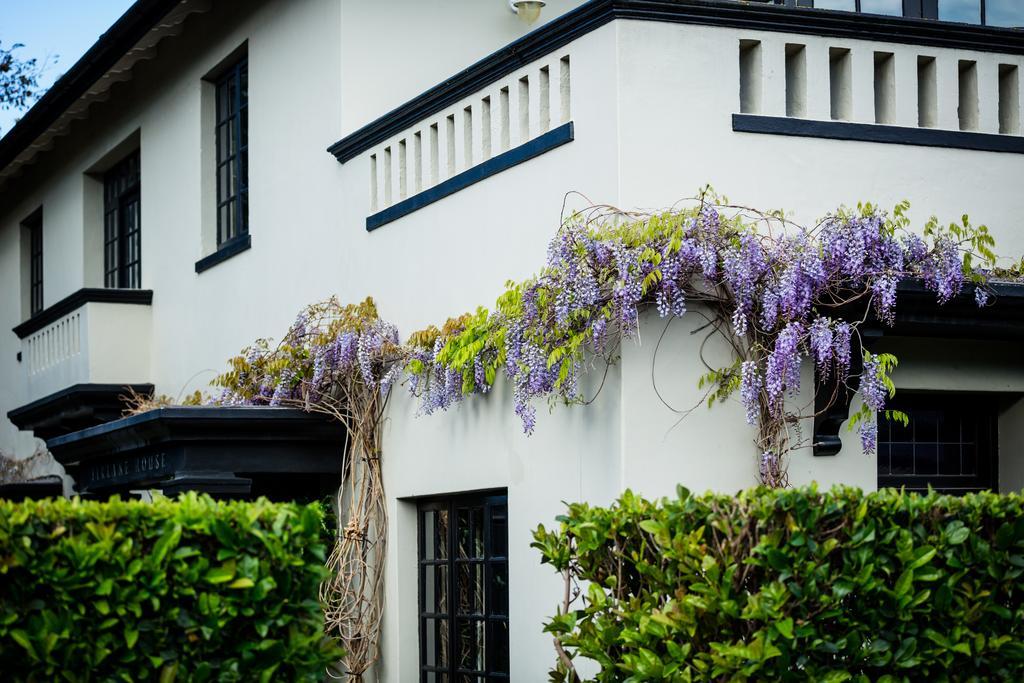 Firlane House Hotel Bredasdorp Bagian luar foto