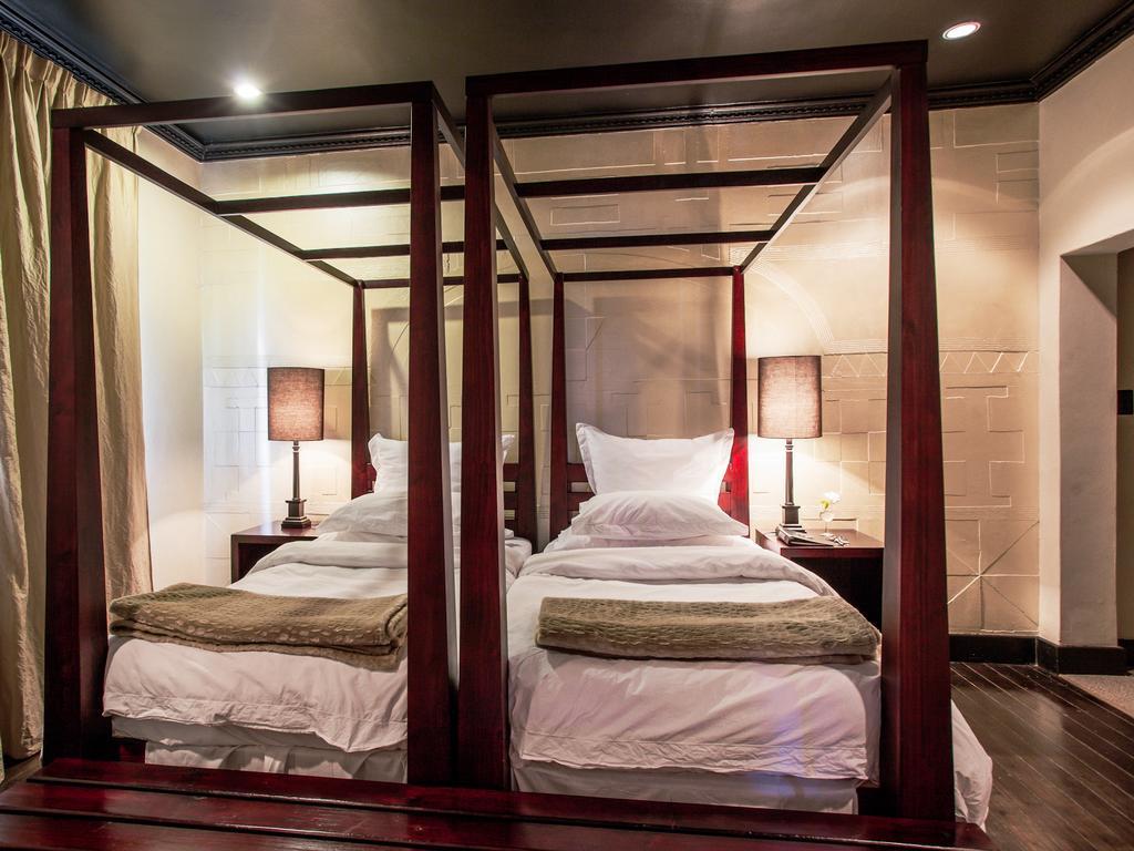 Firlane House Hotel Bredasdorp Bagian luar foto