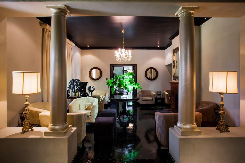 Firlane House Hotel Bredasdorp Bagian luar foto