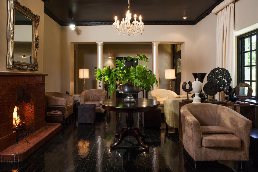 Firlane House Hotel Bredasdorp Bagian luar foto