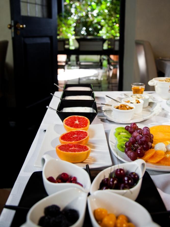 Firlane House Hotel Bredasdorp Bagian luar foto
